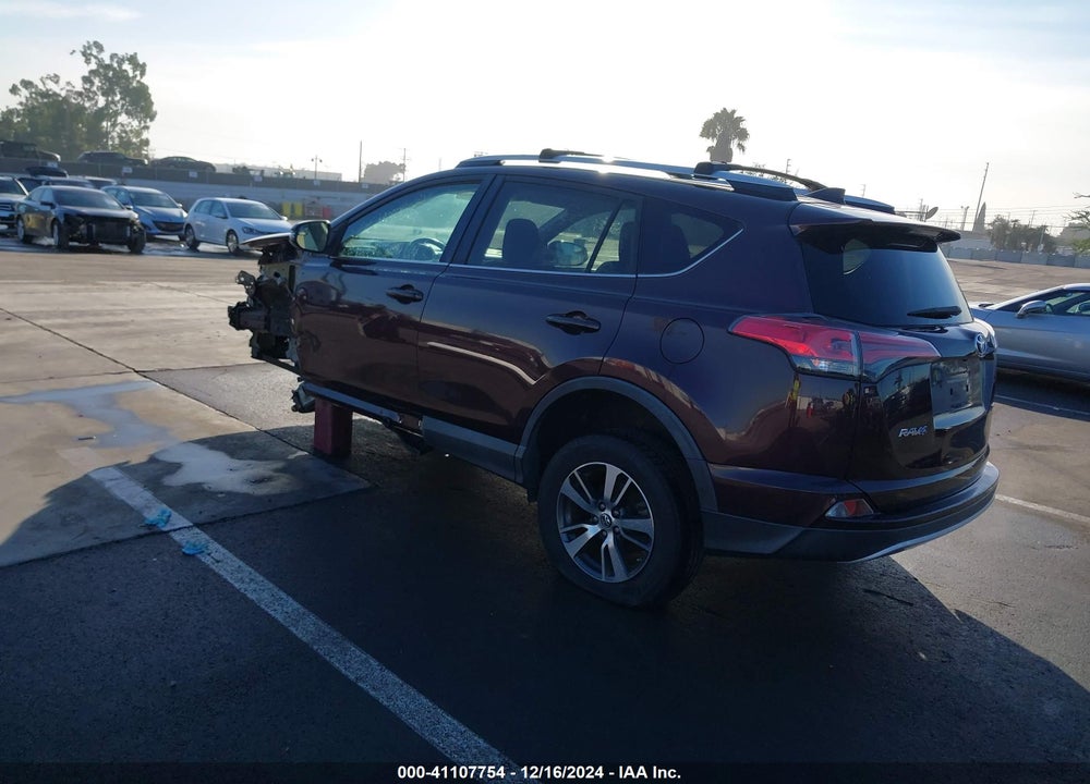 2016 TOYOTA RAV4 XLE VIN: 2T3WFREV2GW297912