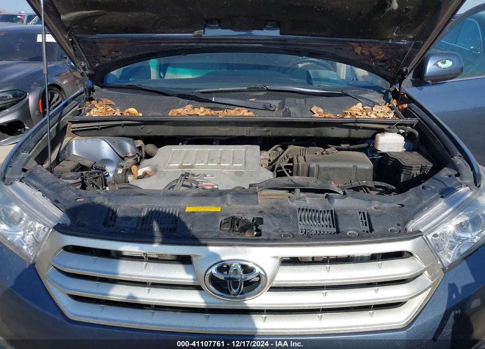 2013 TOYOTA HIGHLANDER SE V6 VIN: 5TDBK3EH8DS219911