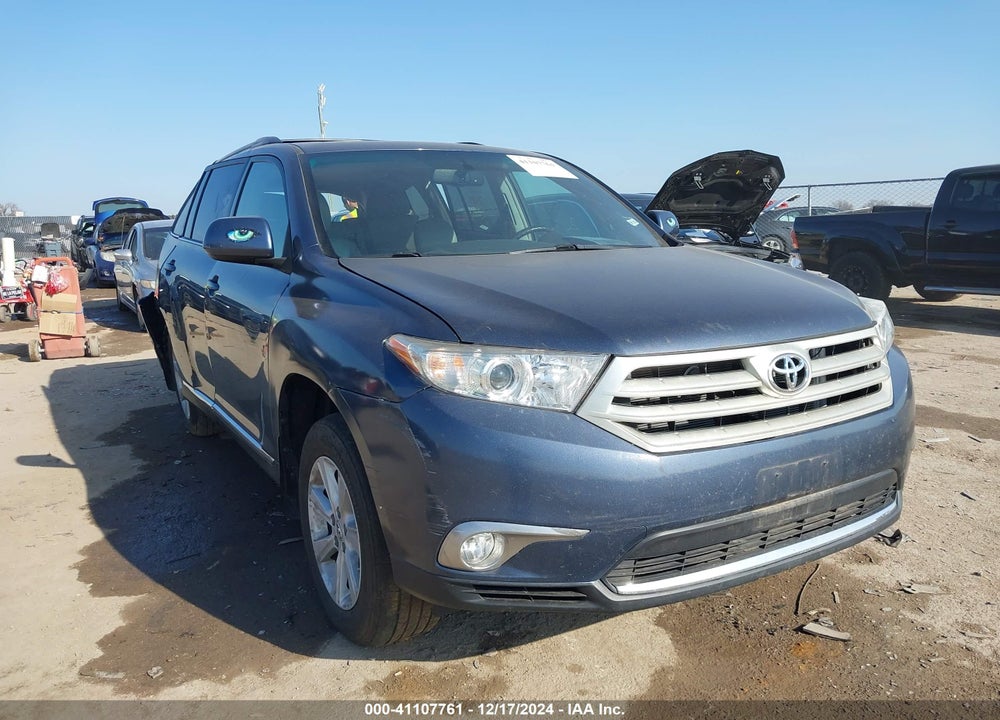 2013 TOYOTA HIGHLANDER SE V6 VIN: 5TDBK3EH8DS219911