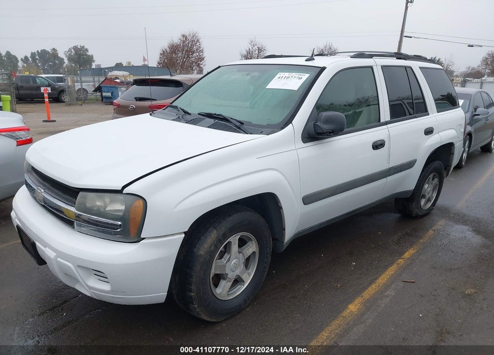 2005 CHEVROLET TRAILBLAZER LS VIN: 1GNDS13S952240908