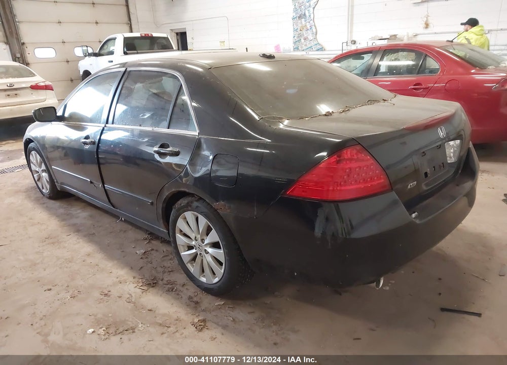 2007 HONDA ACCORD 3.0 EX VIN: 1HGCM66597A090133