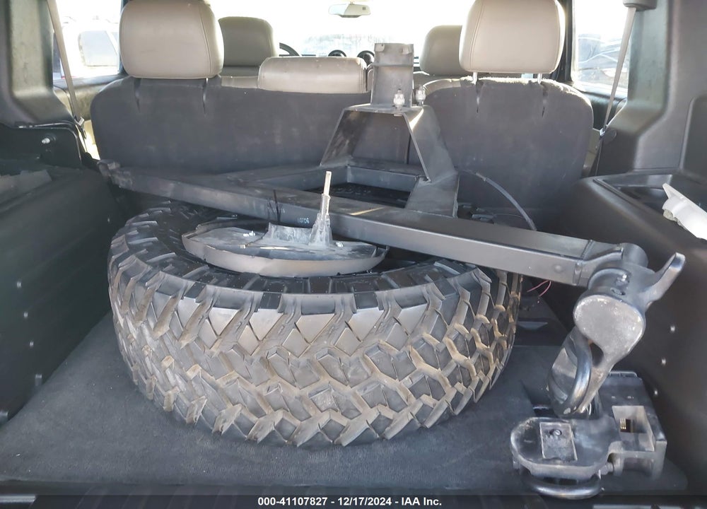 2006 HUMMER H2 SUV VIN: 5GRGN23U36H122192