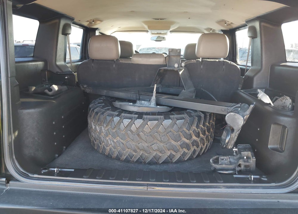 2006 HUMMER H2 SUV VIN: 5GRGN23U36H122192