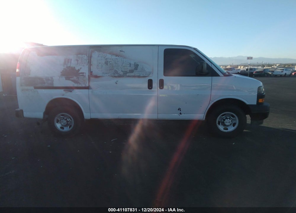 2018 CHEVROLET EXPRESS 2500 WORK VAN VIN: 1GCWGAFP6J1299747