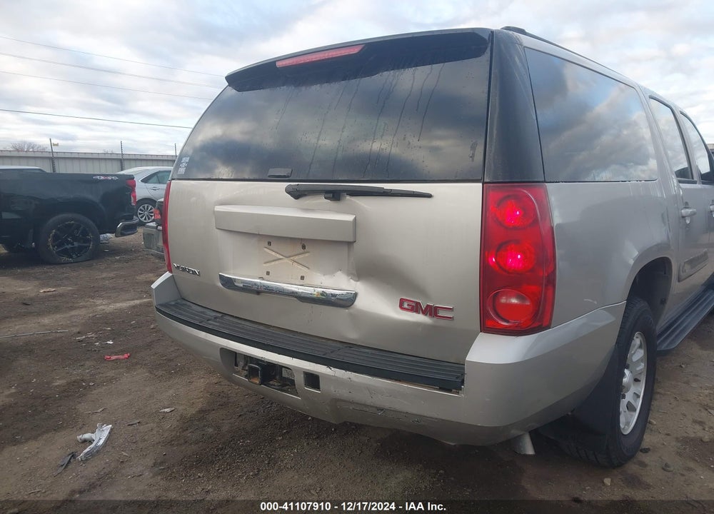 2007 GMC YUKON XL 1500 SLE VIN: 1GKFK16397J195049
