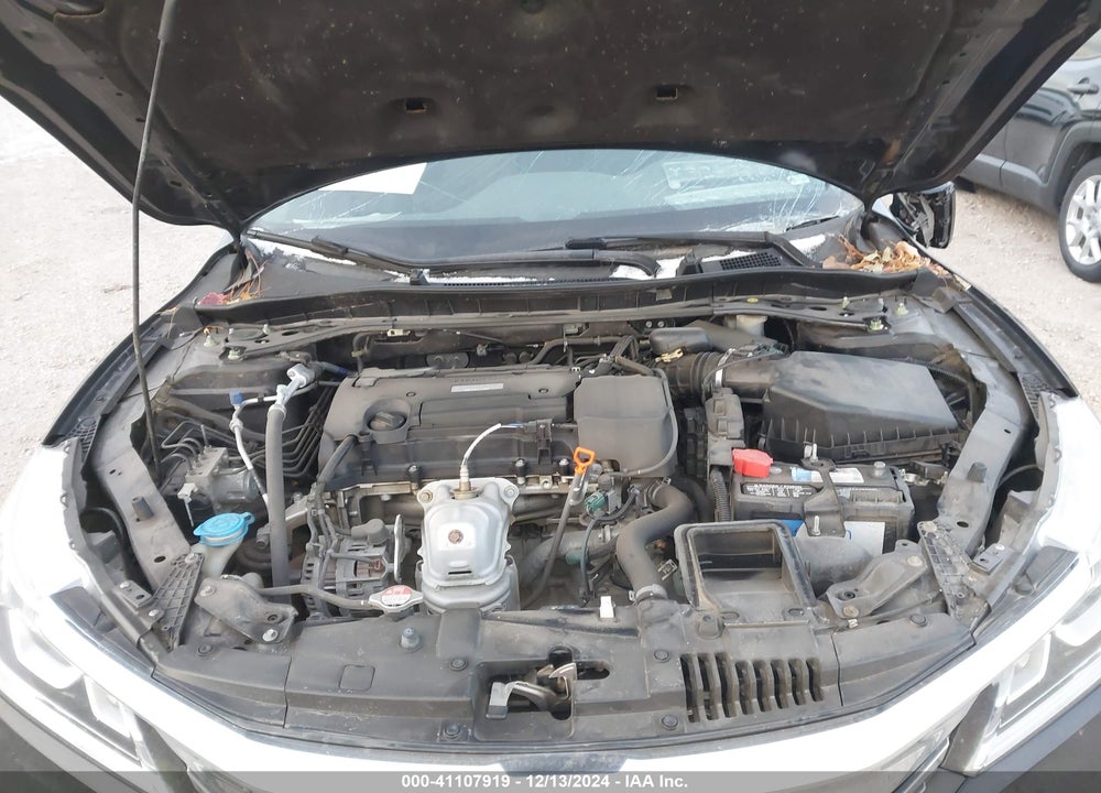 2017 HONDA ACCORD VIN: 1HGCR2F72HA266257