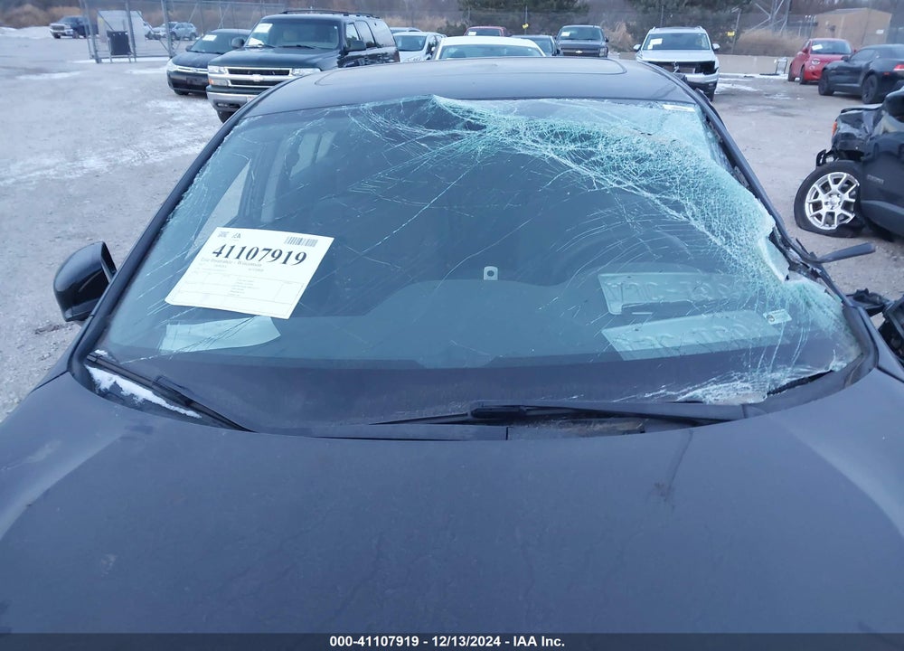 2017 HONDA ACCORD VIN: 1HGCR2F72HA266257