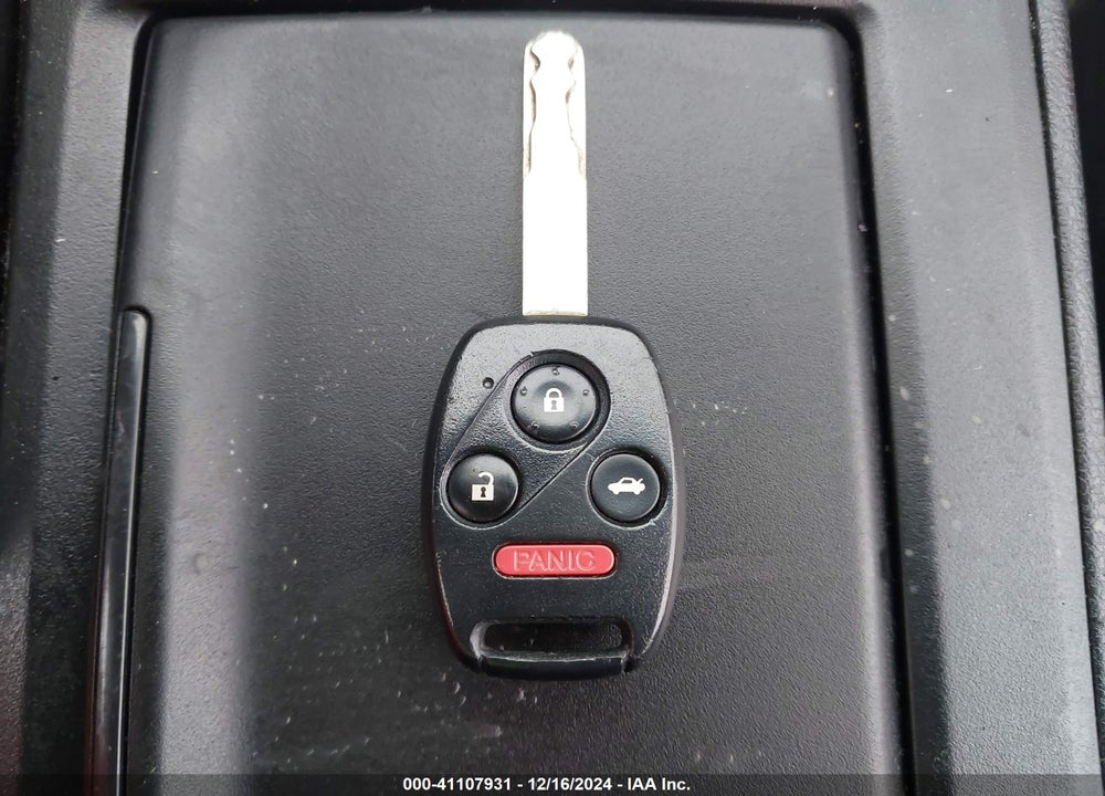 2010 HONDA ACCORD 2.4 EX-L VIN: 1HGCP2F88AA153899