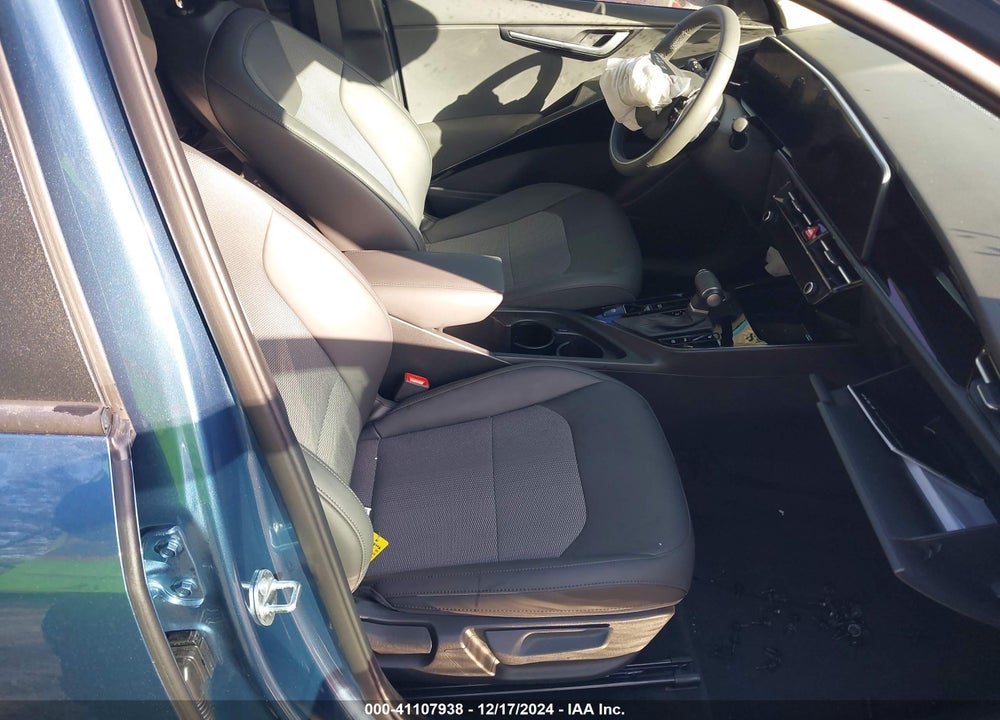 2024 KIA NIRO EX VIN: KNDCR3LEXR5183953
