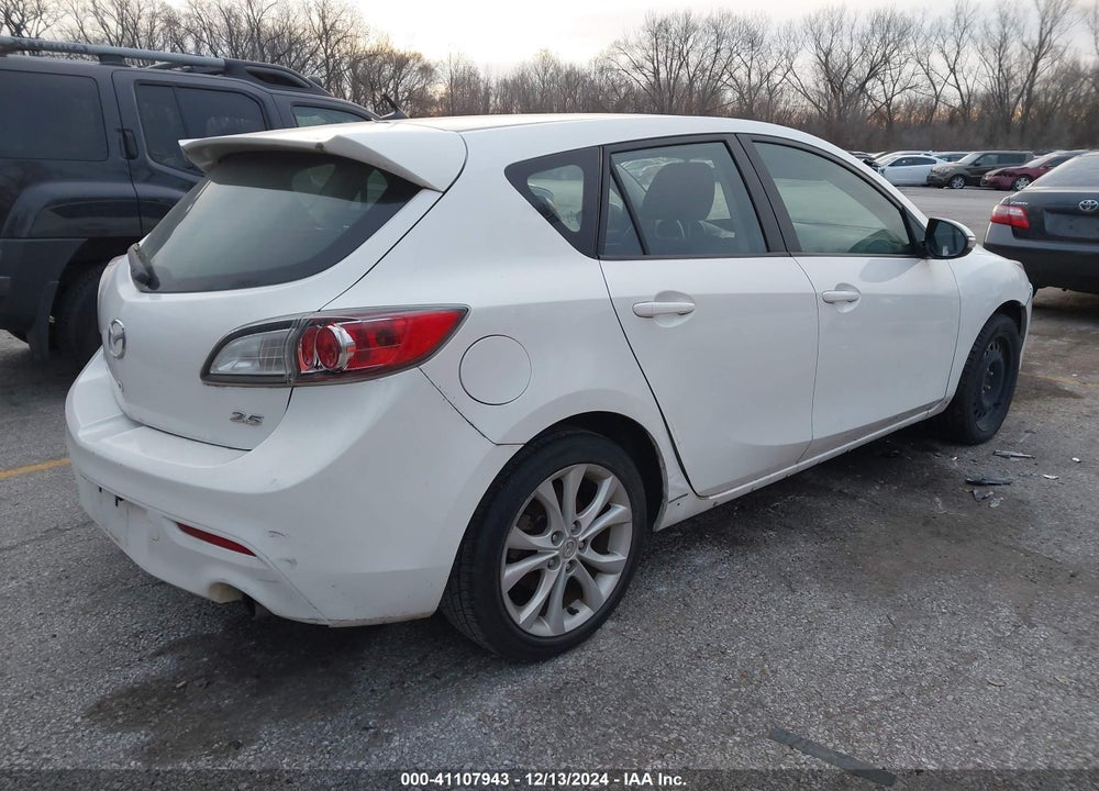 2010 MAZDA 3 S SPORT VIN: JM1BL1H69A1175325