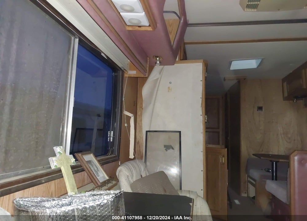 1985 HOLIDAY RAMBLER IMPERIAL S VIN: 1FDKE30L7FHB62929