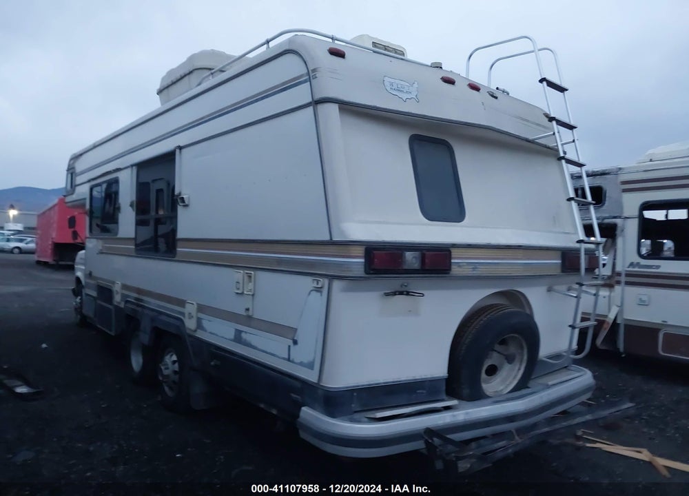1985 HOLIDAY RAMBLER IMPERIAL S VIN: 1FDKE30L7FHB62929