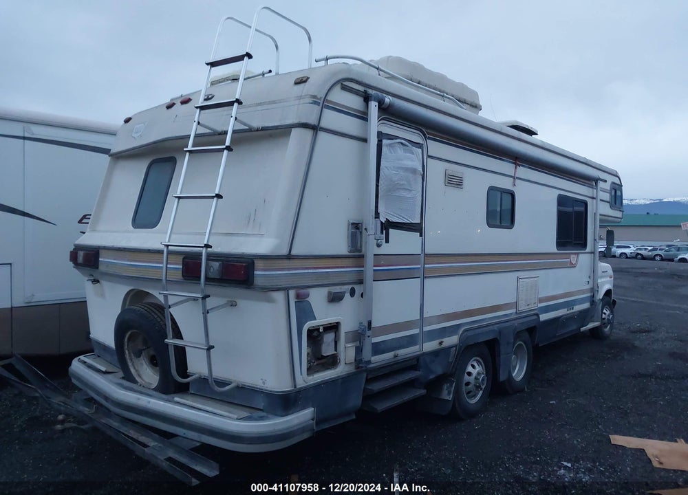 1985 HOLIDAY RAMBLER IMPERIAL S VIN: 1FDKE30L7FHB62929