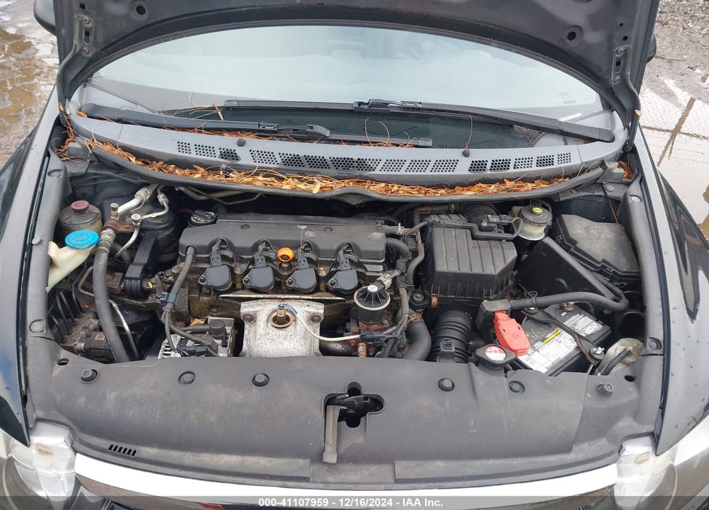 2007 HONDA CIVIC LX VIN: 1HGFA165X7L061401