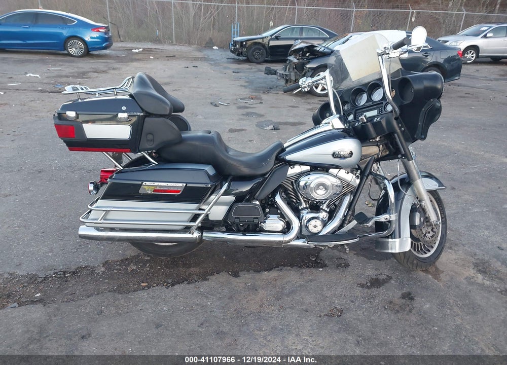 2013 HARLEY-DAVIDSON FLHTCU ULTRA CLASSIC ELECTRA GLD VIN: 1HD1FCM16DB681197