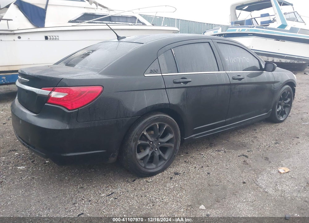 2013 CHRYSLER 200 LIMITED VIN: 1C3CCBCG4DN719502