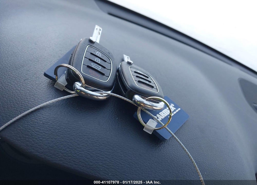 2019 HYUNDAI TUCSON SE VIN: KM8J2CA40KU978183