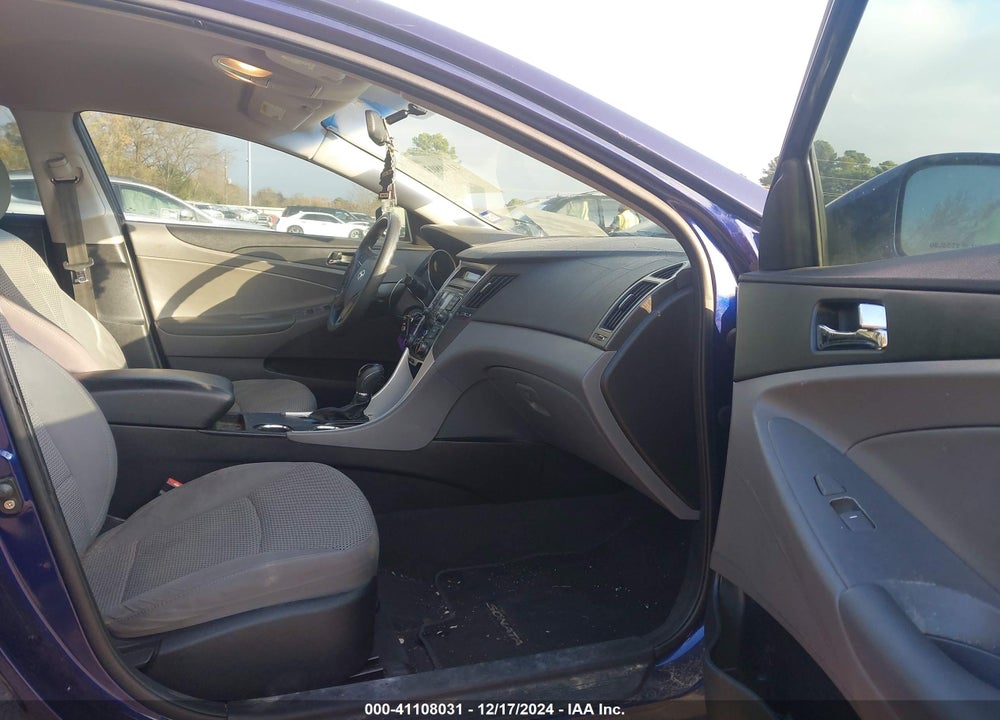 2011 HYUNDAI SONATA VIN: 5NPEB4AC0BH178383