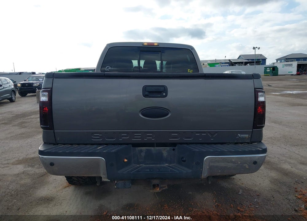 2011 FORD F-250 LARIAT VIN: 1FT7W2B65BEC85374