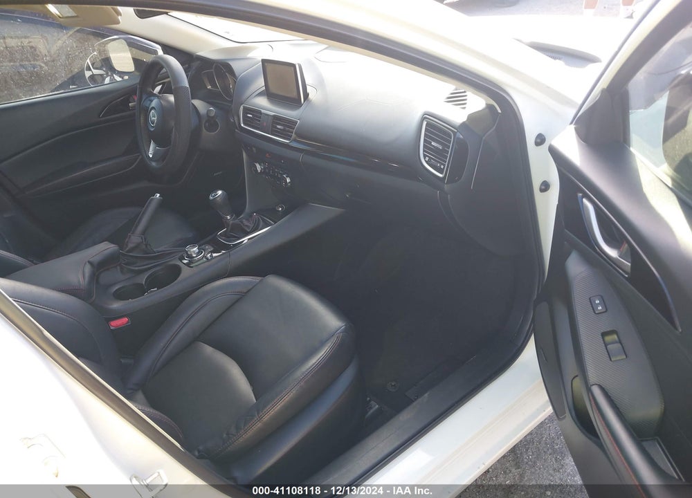 2014 MAZDA MAZDA3 VIN: JM1BM1M79E1136008