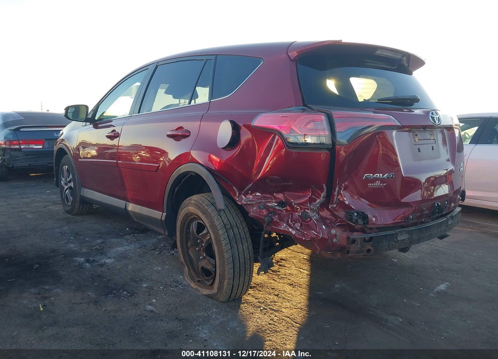 2018 TOYOTA RAV4 LE VIN: 2T3BFREV9JW746329