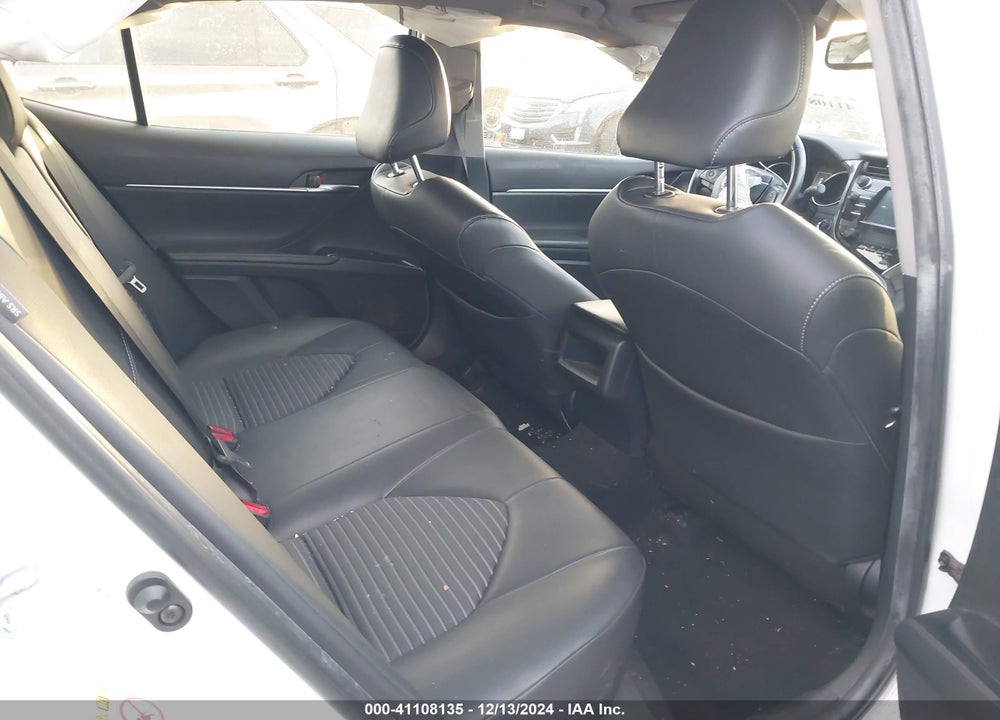 2018 TOYOTA CAMRY SE VIN: JTNB11HK6J3036563