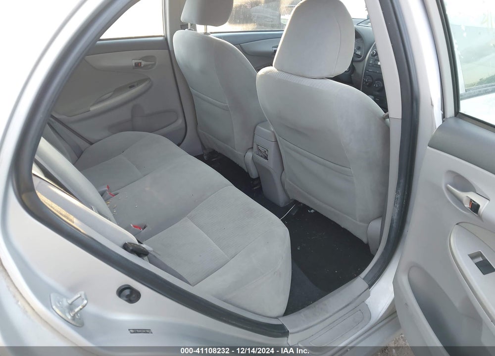 2010 TOYOTA COROLLA LE VIN: 2T1BU4EE6AC196638