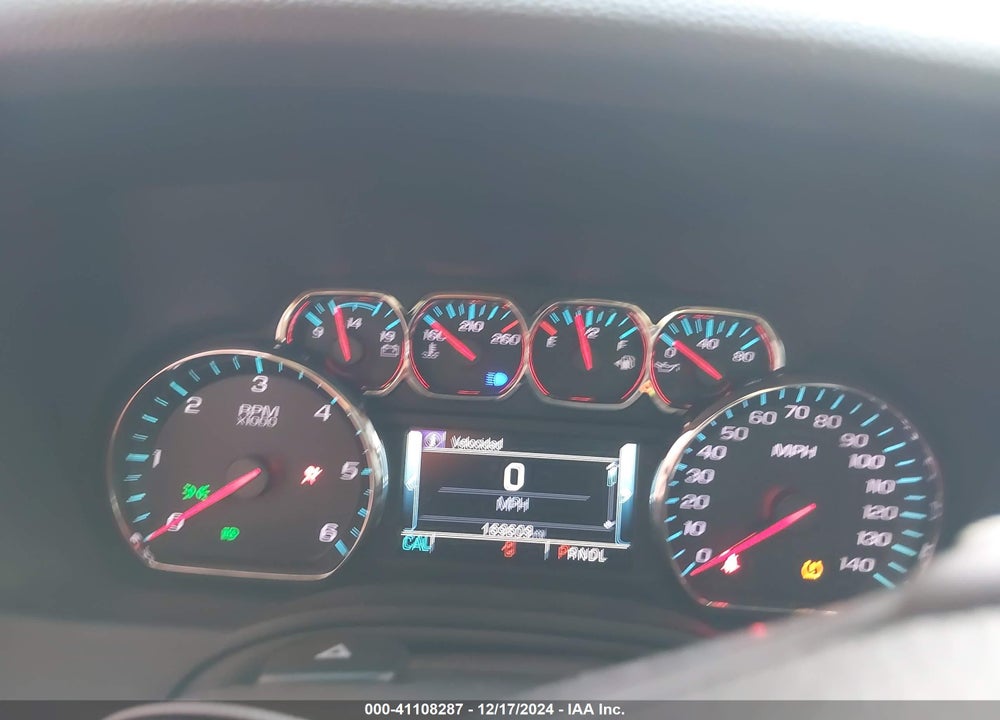 2018 CHEVROLET TAHOE LT VIN: 1GNSKBKC1JR301094