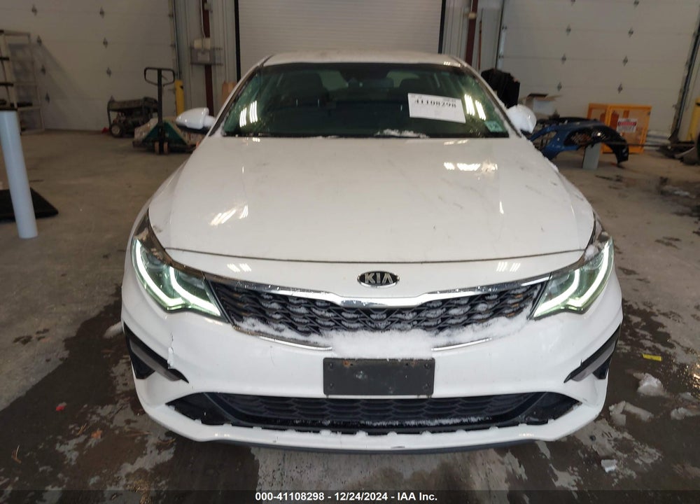 2019 KIA OPTIMA LX VIN: 5XXGT4L34KG338036