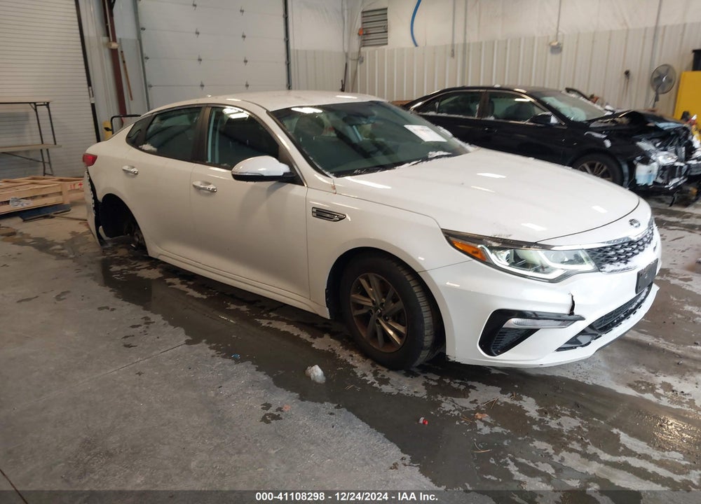 2019 KIA OPTIMA LX VIN: 5XXGT4L34KG338036