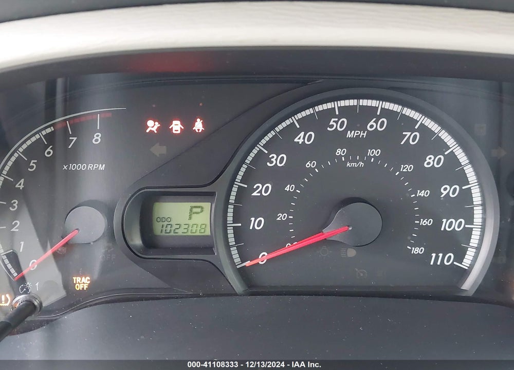 2013 TOYOTA SIENNA LE V6 8 PASSENGER VIN: 5TDKK3DC8DS400528
