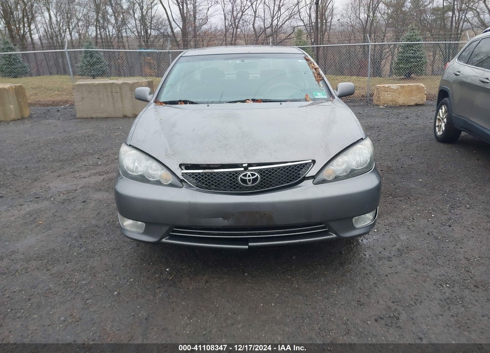 2006 TOYOTA CAMRY SE VIN: 4T1BE32K06U711981