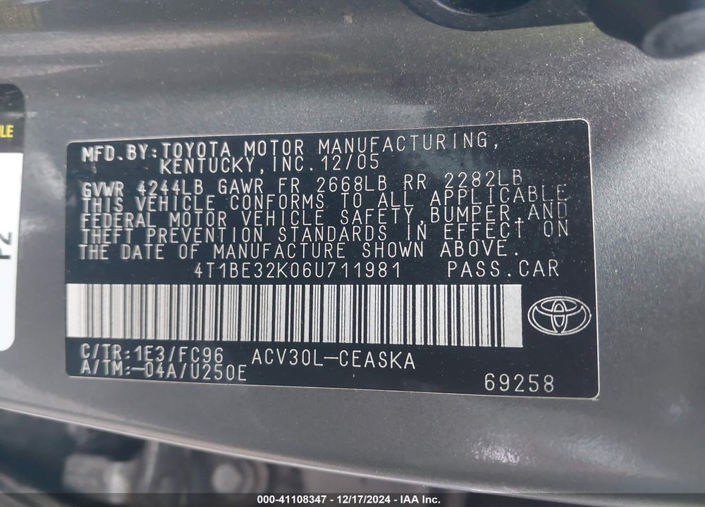 2006 TOYOTA CAMRY SE VIN: 4T1BE32K06U711981