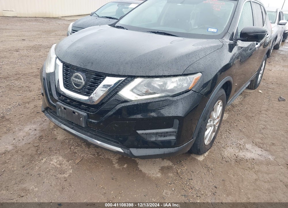 2018 NISSAN ROGUE SV VIN: 5N1AT2MTXJC705069