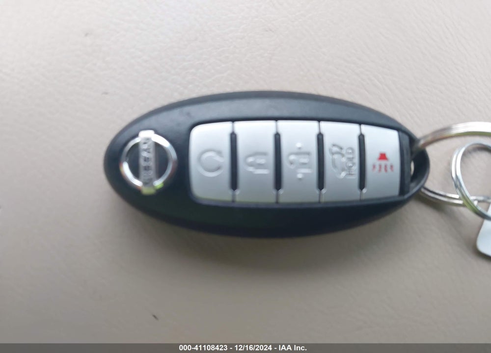 2014 NISSAN PATHFINDER SL VIN: 5N1AR2MN8EC703388