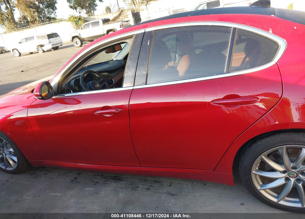 2017 ALFA ROMEO GIULIA TI RWD VIN: ZARFAECN8H7561437