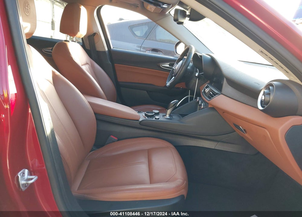 2017 ALFA ROMEO GIULIA TI RWD VIN: ZARFAECN8H7561437
