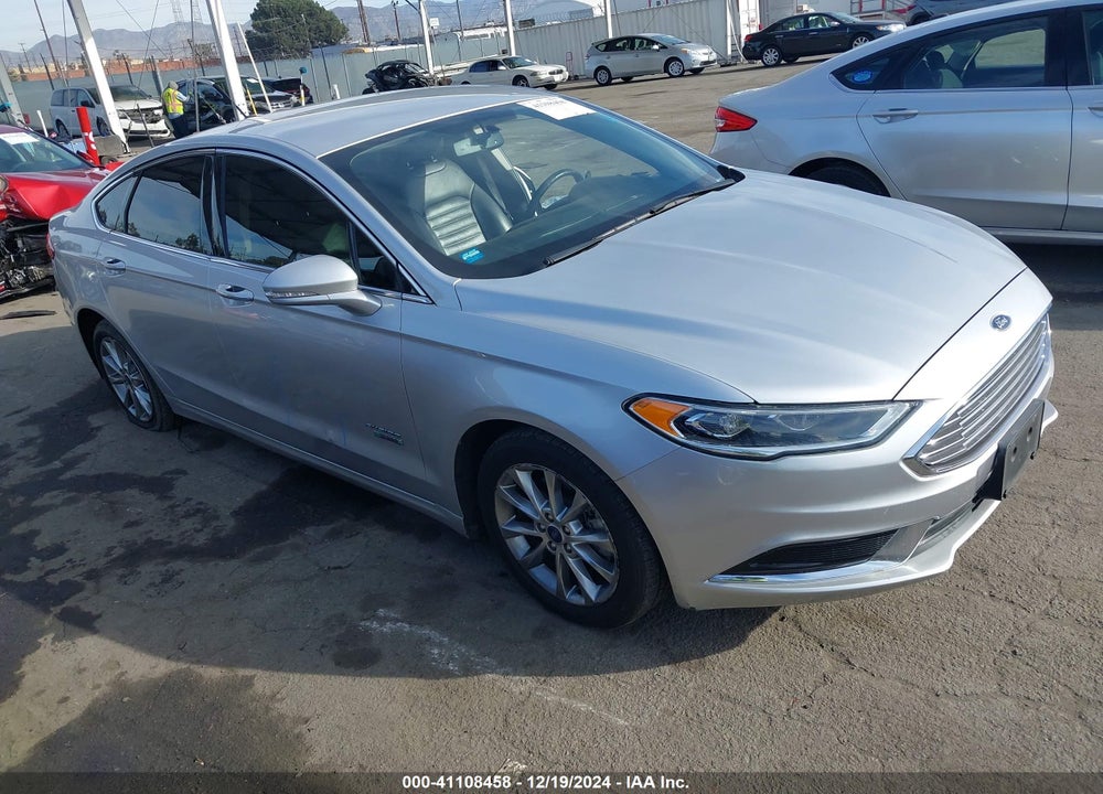 2018 FORD FUSION ENERGI SE LUXURY VIN: 3FA6P0PU1JR281215