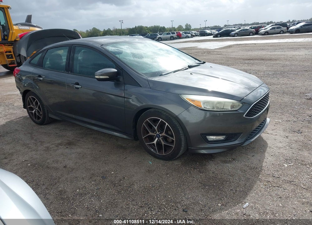 2015 FORD FOCUS SE VIN: 1FADP3F26FL247186