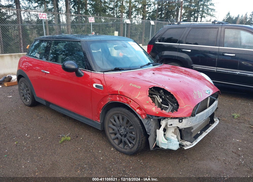 2014 MINI HARDTOP COOPER VIN: WMWXM5C56ET933640