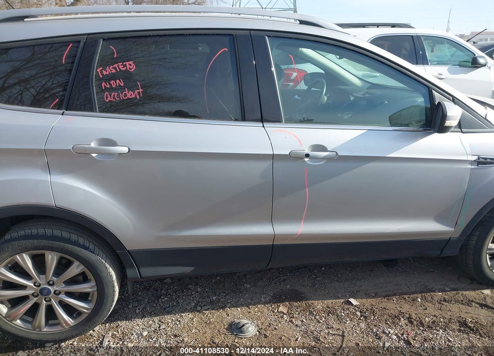 2018 FORD ESCAPE TITANIUM VIN: 1FMCU0J96JUA44296