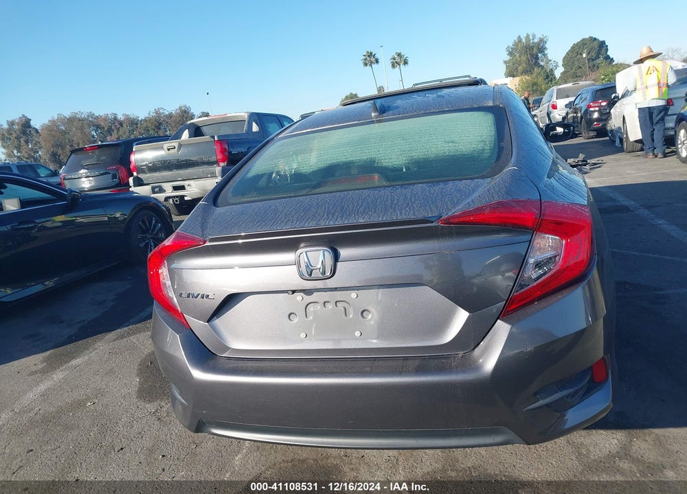 2018 HONDA CIVIC EX-T VIN: JHMFC1F38JX042397