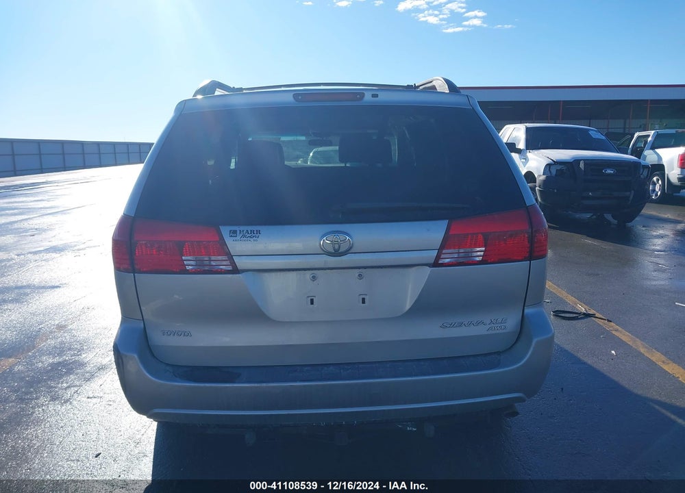 2004 TOYOTA SIENNA XLE VIN: 5TDBA22C74S027935