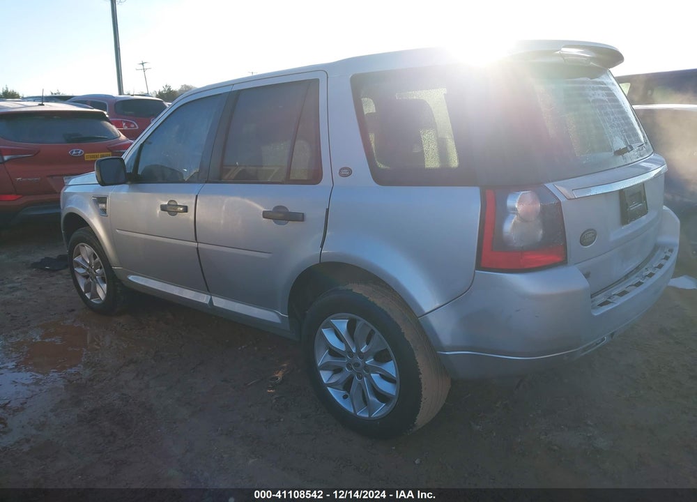 2011 LAND ROVER LR2 VIN: SALFR2BN6BH272456