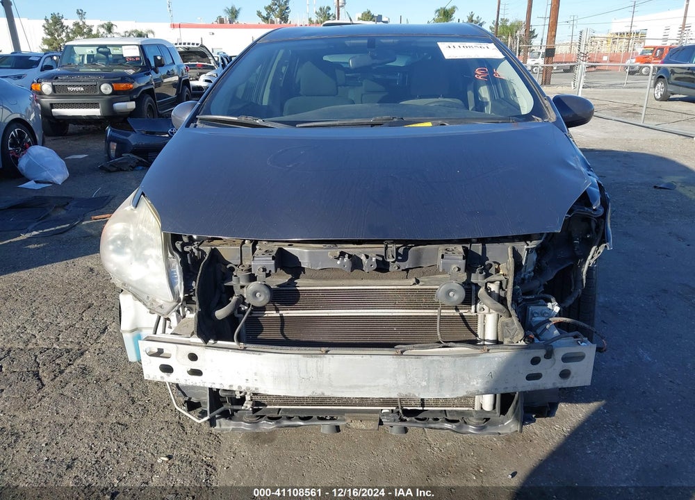 2013 TOYOTA PRIUS THREE VIN: JTDKN3DU5D5682083