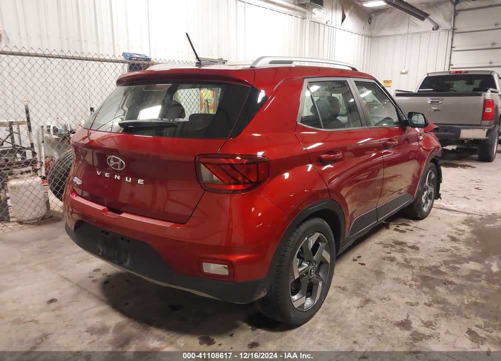 2024 HYUNDAI VENUE SEL VIN: KMHRC8A36RU318650