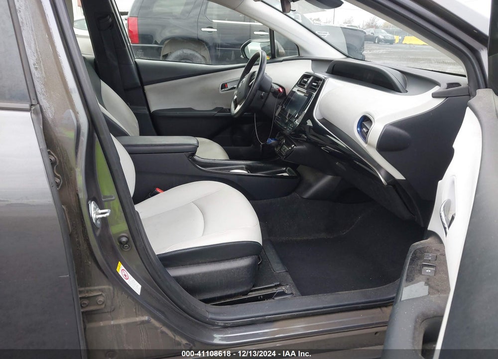 2016 TOYOTA PRIUS THREE TOURING VIN: JTDKARFUXG3517982