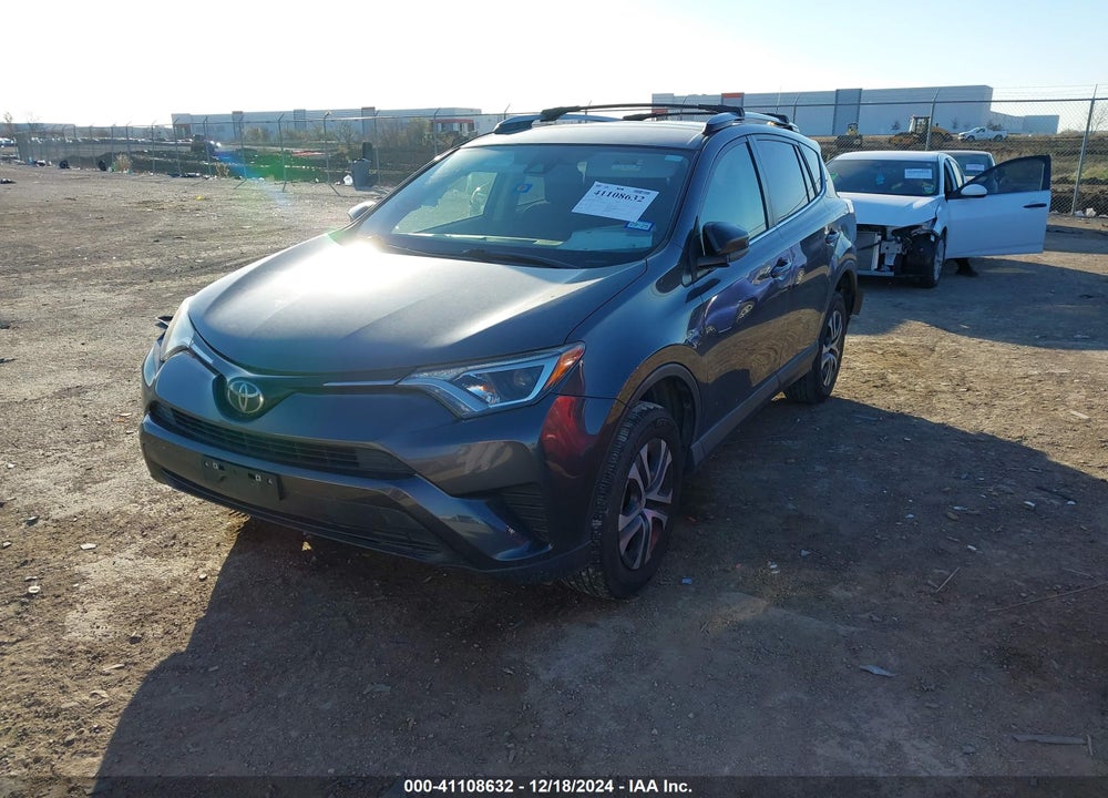 2018 TOYOTA RAV4 LE VIN: JTMZFREV7JJ202747