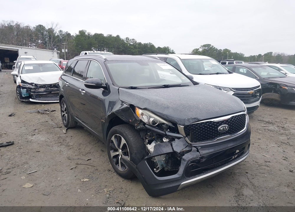2016 KIA SORENTO 3.3L EX VIN: 5XYPH4A5XGG089539