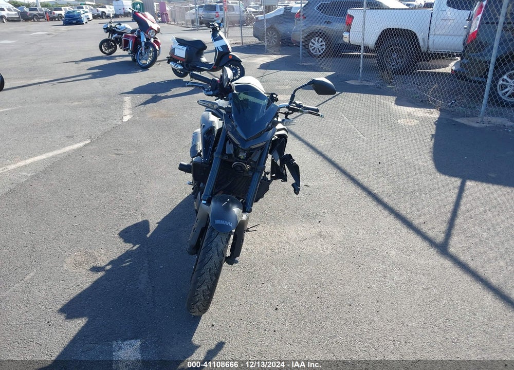 2021 YAMAHA MT-03 VIN: MH3RH20Y9MK006313